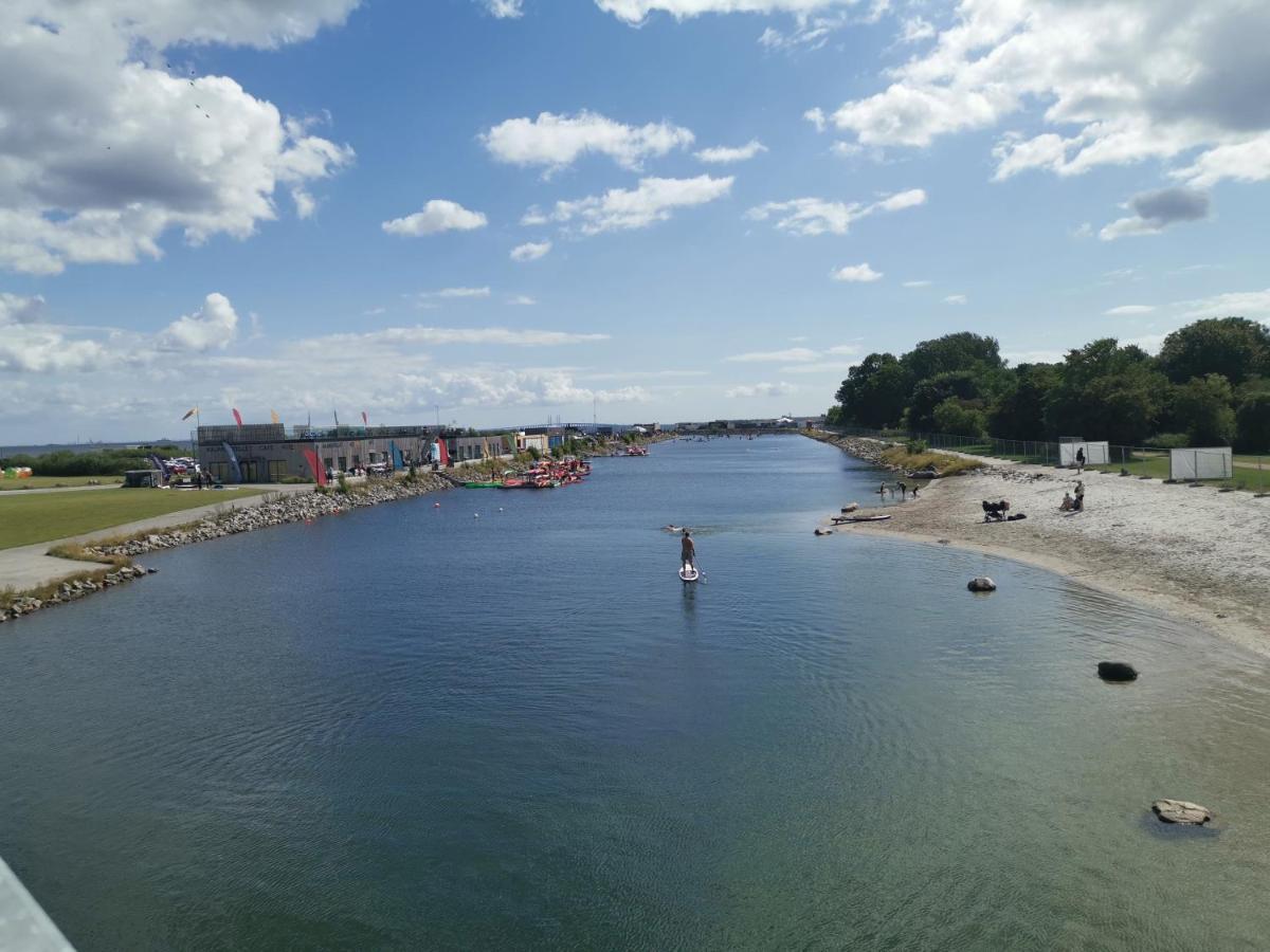 Lovely Top Floor Apart Copenhagen Near Airport, Metro And The Beach Exterior foto