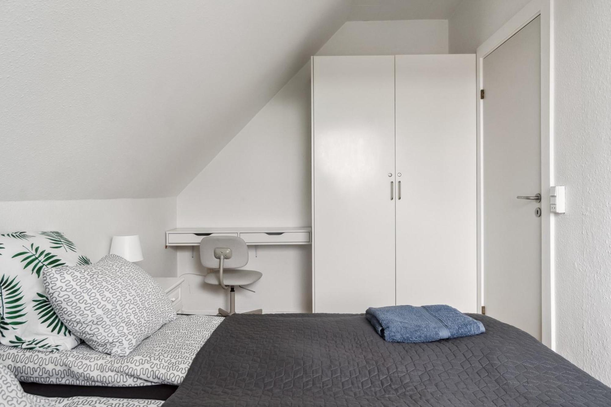 Lovely Top Floor Apart Copenhagen Near Airport, Metro And The Beach Exterior foto